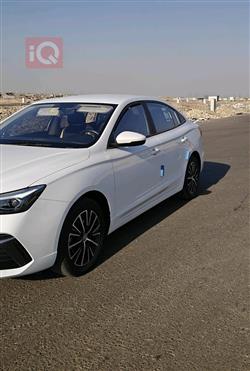 MG 5 Plus